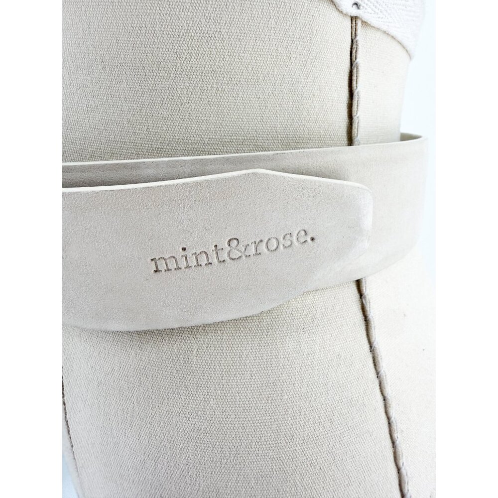 mint&rose.Cinturón linen XL White Leather Belt with Marble-Effect Buckle - Picture 8 of 12
